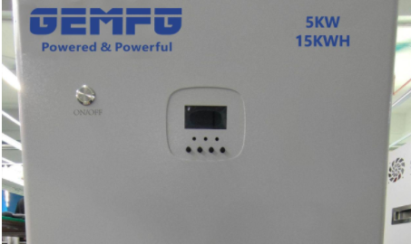 Batería LiFePO4 de 48 V y 314 Ah e inversor fuera de la red de 5 kW